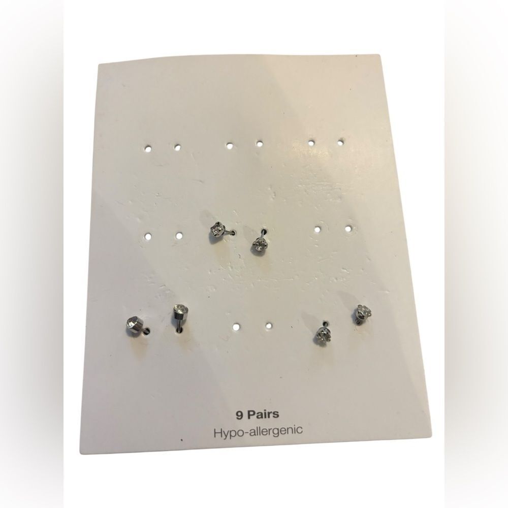Stud earrings lot